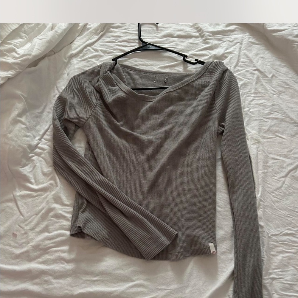 Urban Outfitters Gray Long Sleeve Top